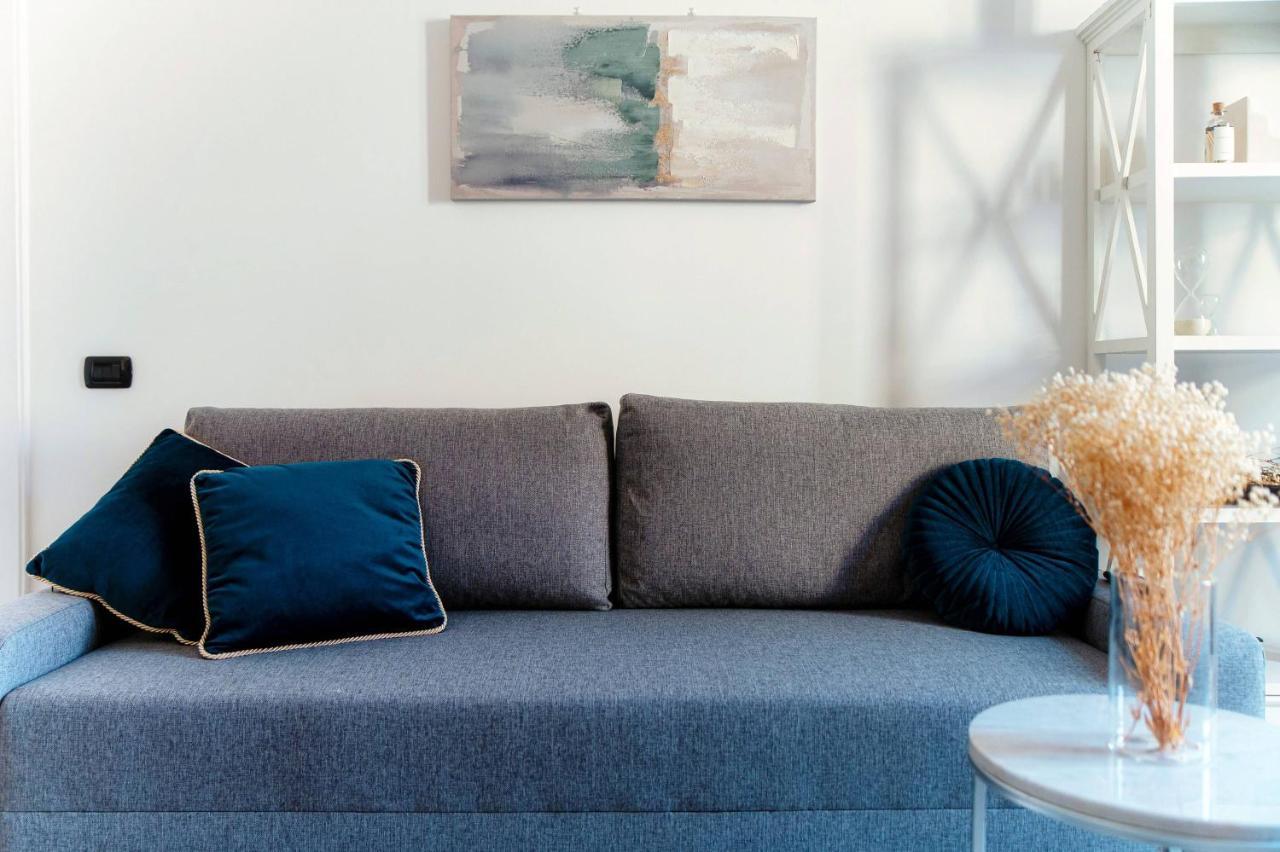 Shades Of Lake - Blue Apartment コモ エクステリア 写真